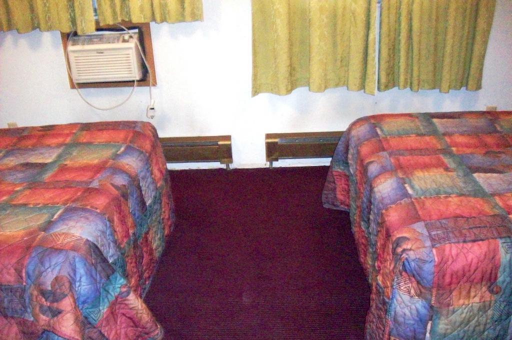 Hilander Motel Mountain Home Room photo